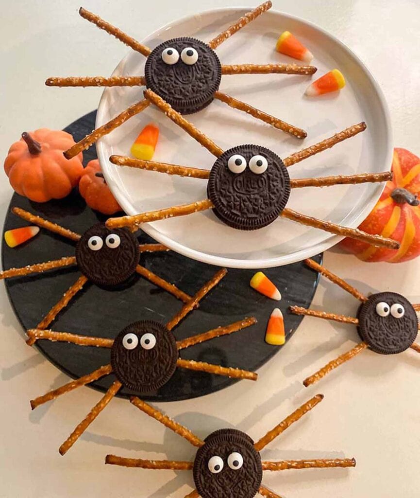 oreo spider cookies on a tray